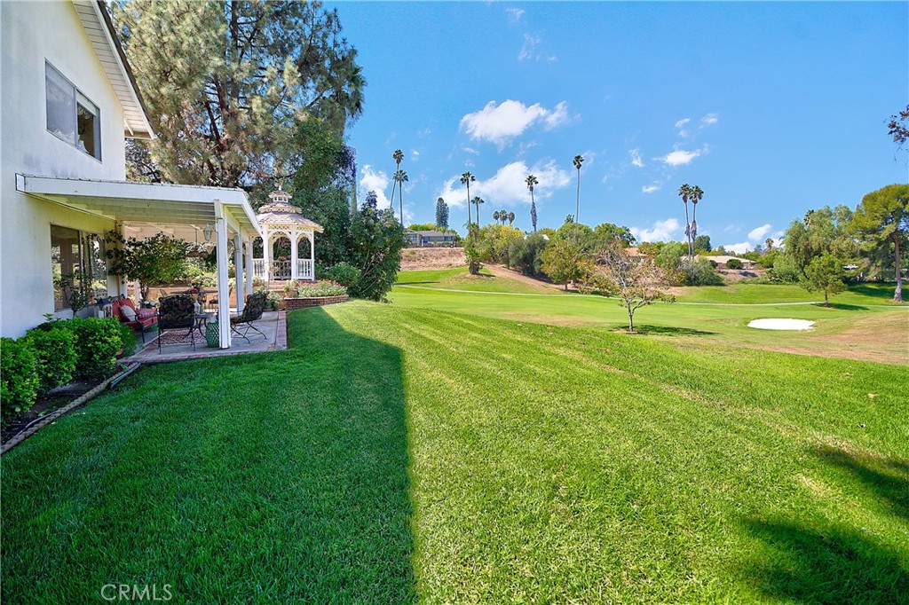 1230 Vía Vallarta Riverside, CA 92506 - Photo 38 of 63 Gallery Image 38