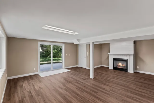 $550,000 | 711 Division Street, Delafield, WI 53018