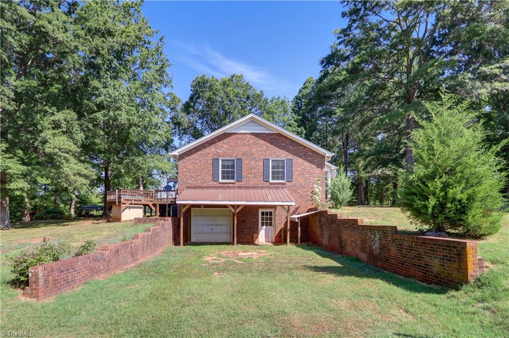 154 Sigmon Road Pelham, NC 27311 - Photo 27 of 43 Basement garage