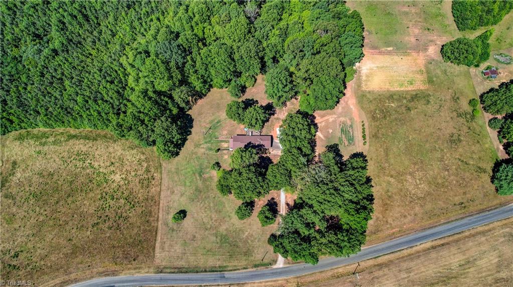 154 Sigmon Road Pelham, NC 27311 - Photo 9 of 43