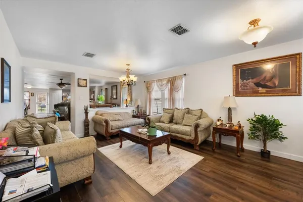 $2,500 | 1315 Foster Street, Cedar Hill, TX 75104