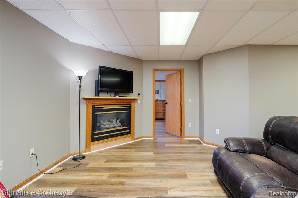 6460 Marble Lane Flushing, MI 48433 - Photo 39 of 44
