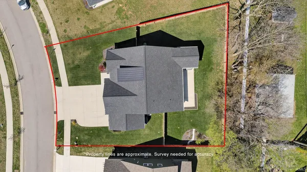 $597,000 | 4540 North Triple Crown Drive, Bloomington, IN 47404