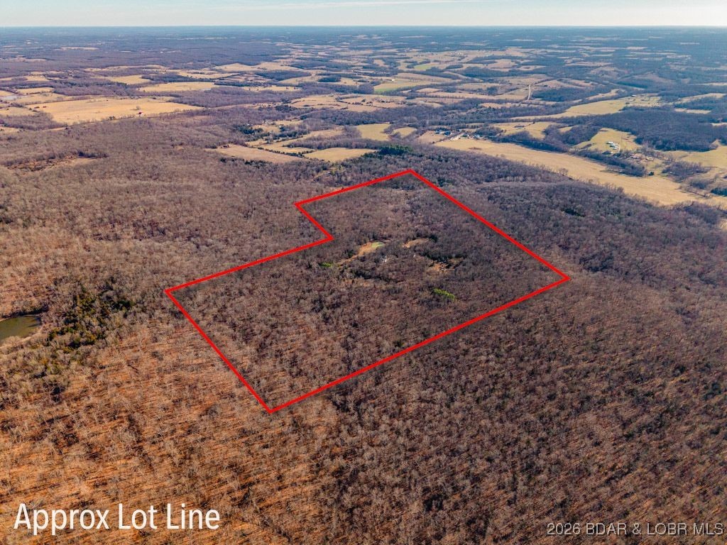 21255 Lark Road Lebanon, MO 65536 - Photo 2 of 75