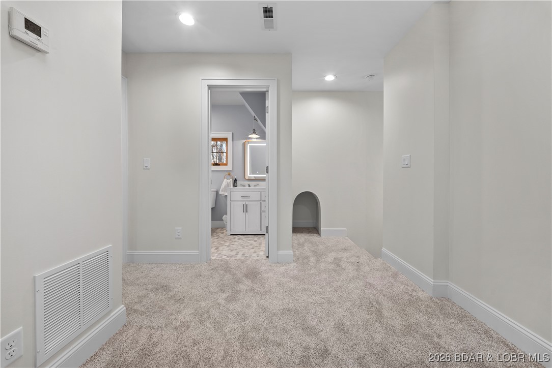 21255 Lark Road Lebanon, MO 65536 - Photo 26 of 75 Upper Level