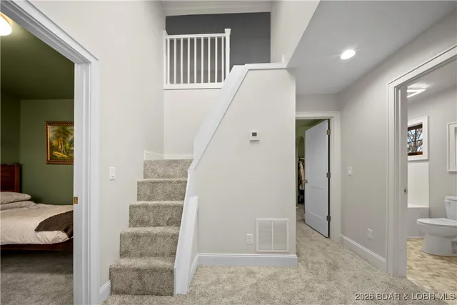 $973,000 | 21255 Lark Road, Lebanon, MO 65536