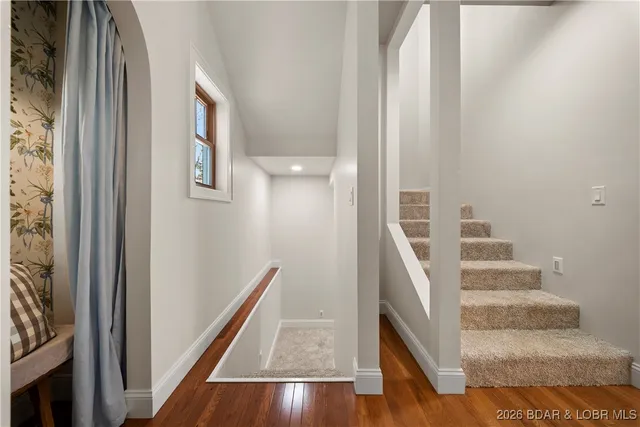 $973,000 | 21255 Lark Road, Lebanon, MO 65536