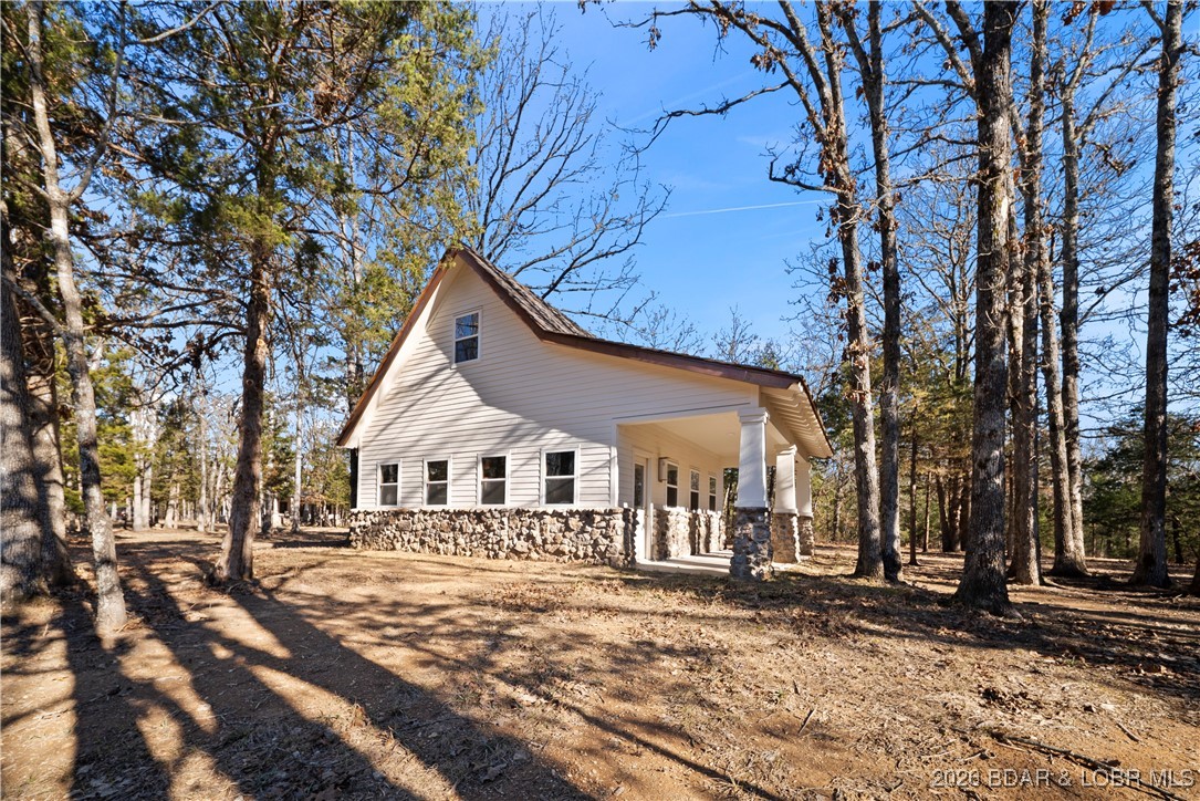 21255 Lark Road Lebanon, MO 65536 - Photo 65 of 75 Detached Garage w/ Covered Patio