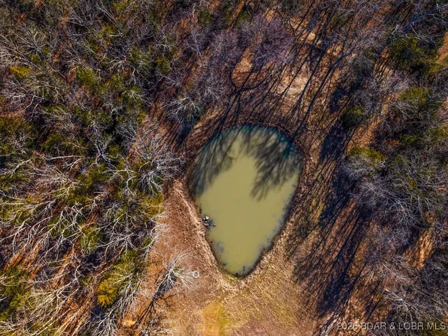 $973,000 | 21255 Lark Road, Lebanon, MO 65536