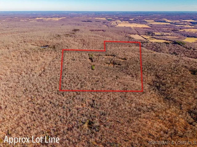 $973,000 | 21255 Lark Road, Lebanon, MO 65536