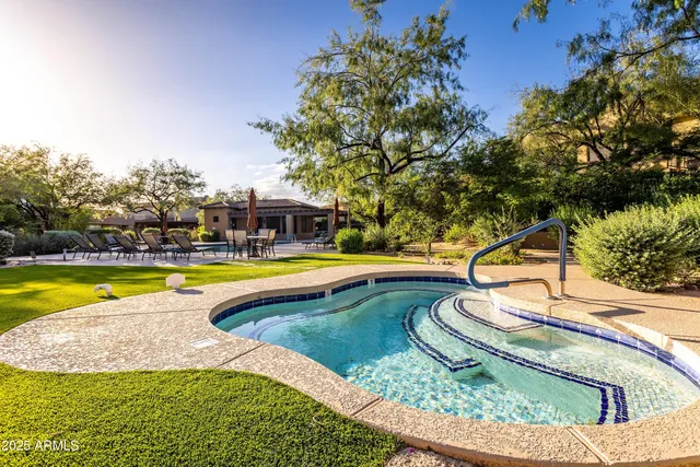 $1,350,000 | 9270 East Thompson Peak Parkway, Unit 354, Scottsdale, AZ 85255