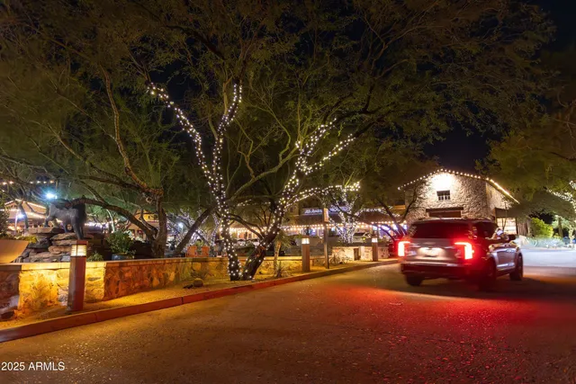 $1,350,000 | 9270 East Thompson Peak Parkway, Unit 354, Scottsdale, AZ 85255