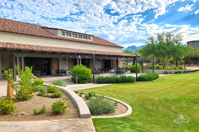 $1,350,000 | 9270 East Thompson Peak Parkway, Unit 354, Scottsdale, AZ 85255