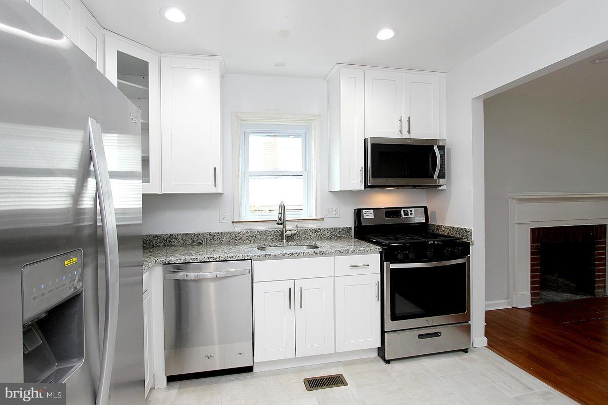1515 Gridley Lane Silver Spring, MD 20902 - Photo 12 of 28 Kitchen