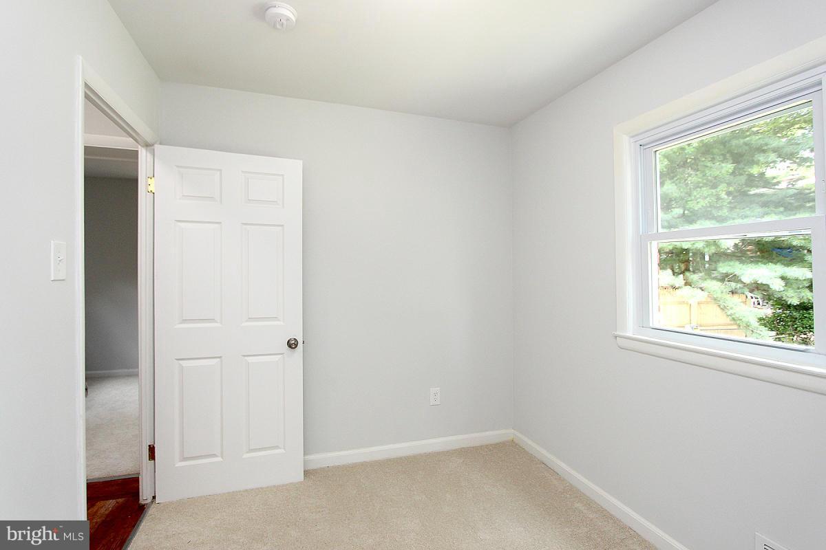 1515 Gridley Lane Silver Spring, MD 20902 - Photo 16 of 28 Bedroom