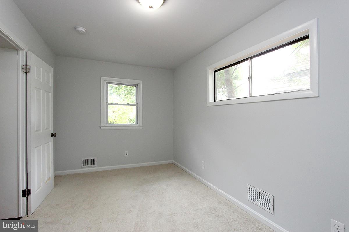 1515 Gridley Lane Silver Spring, MD 20902 - Photo 17 of 28 Bedroom