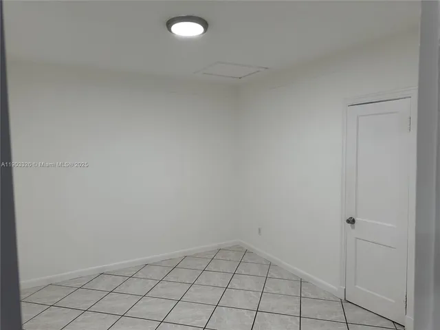 $3,100 | 431 Tamiami Boulevard, Miami, FL 33144