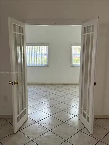 $3,100 | 431 Tamiami Boulevard, Miami, FL 33144