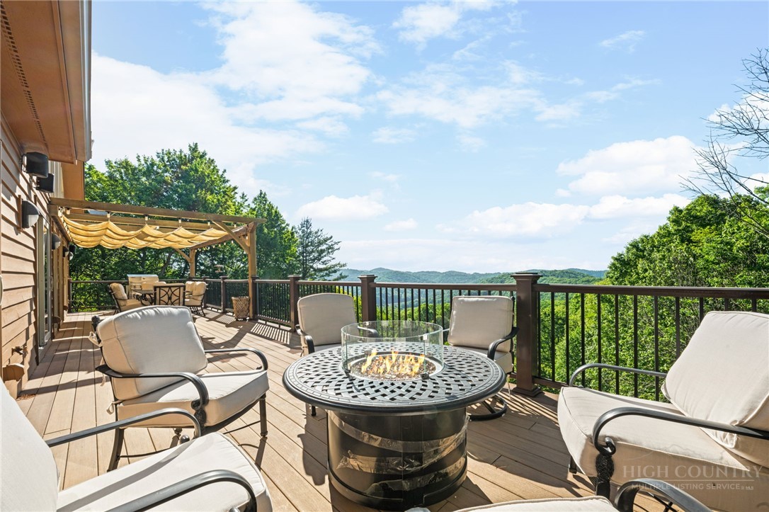 331 Alpine Road Blowing Rock, NC 28605 - Photo 8 of 50 swimming pool view with a seating space