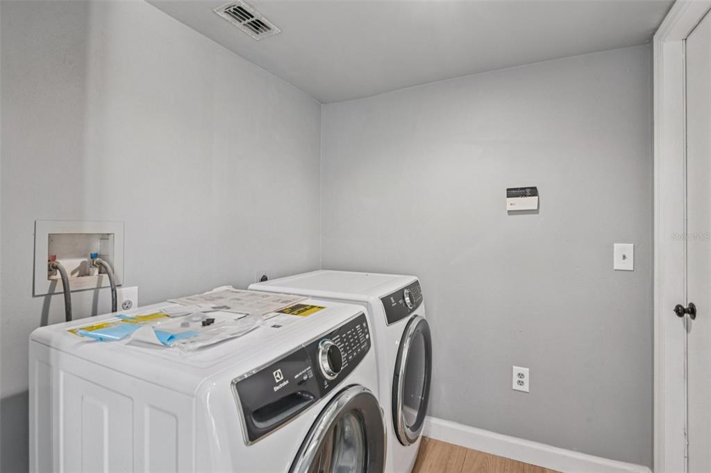 5410 Treig Lane Wesley Chapel, FL 33545 - Photo 15 of 36