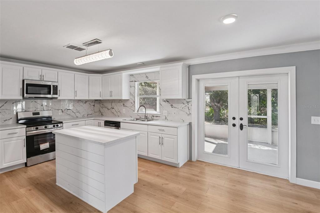 5410 Treig Lane Wesley Chapel, FL 33545 - Photo 6 of 36