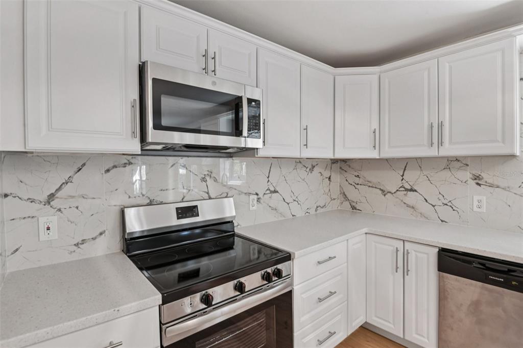 5410 Treig Lane Wesley Chapel, FL 33545 - Photo 9 of 36