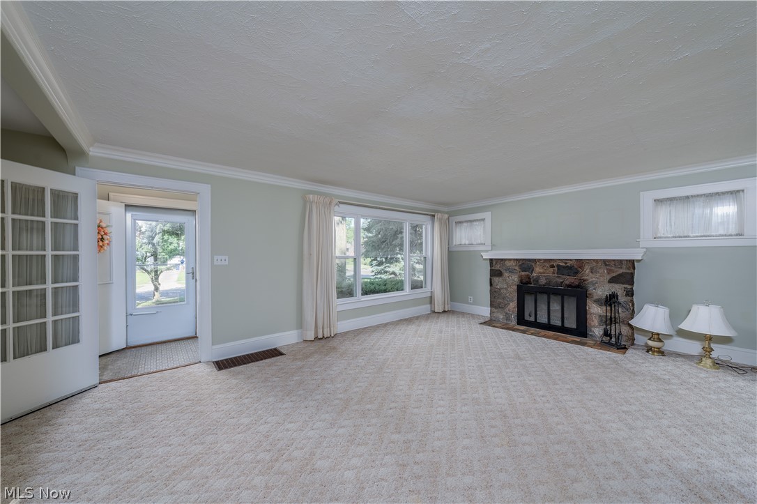 843 Beverly Road Cleveland Heights, OH 44121 - Photo 5 of 35