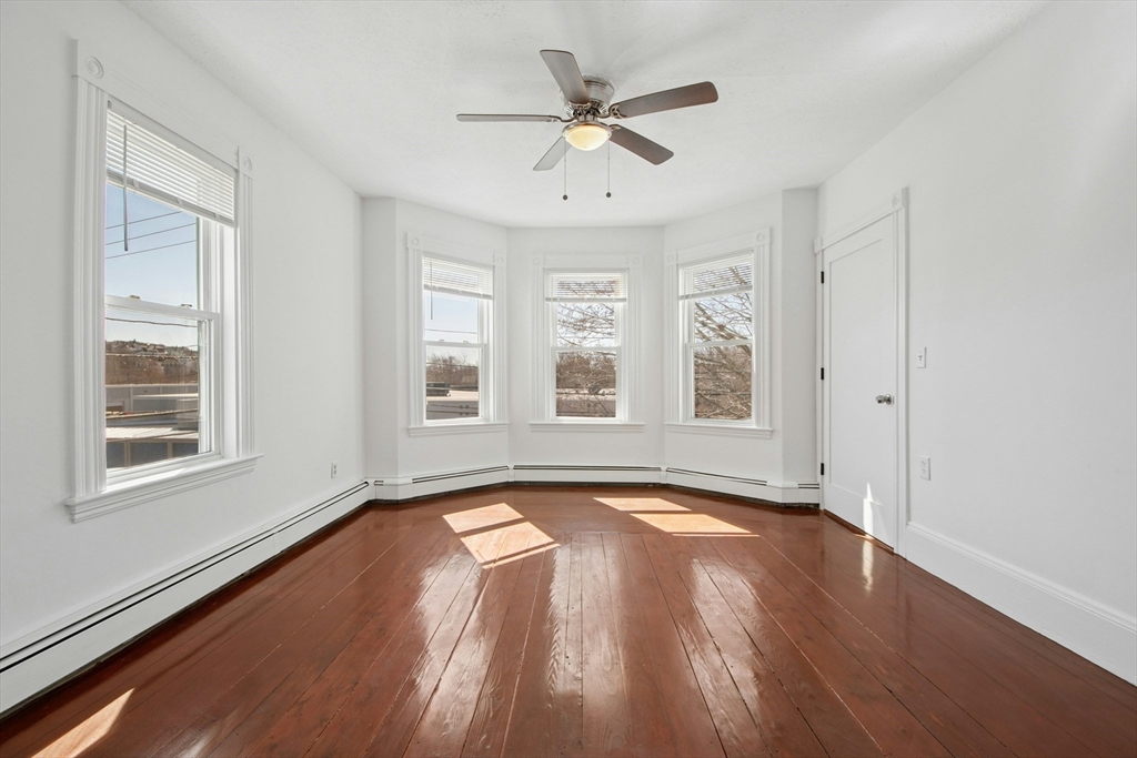 78 Grove Street, Unit 2 Gloucester, MA 01930 - Photo 3 of 23