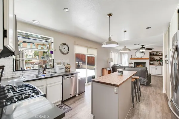 $670,000 | 16322 Calle Serena, Moreno Valley, CA 92551