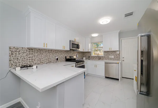 $1,500 | 1716 Crestdale Drive, Unit 10, Houston, TX 77080