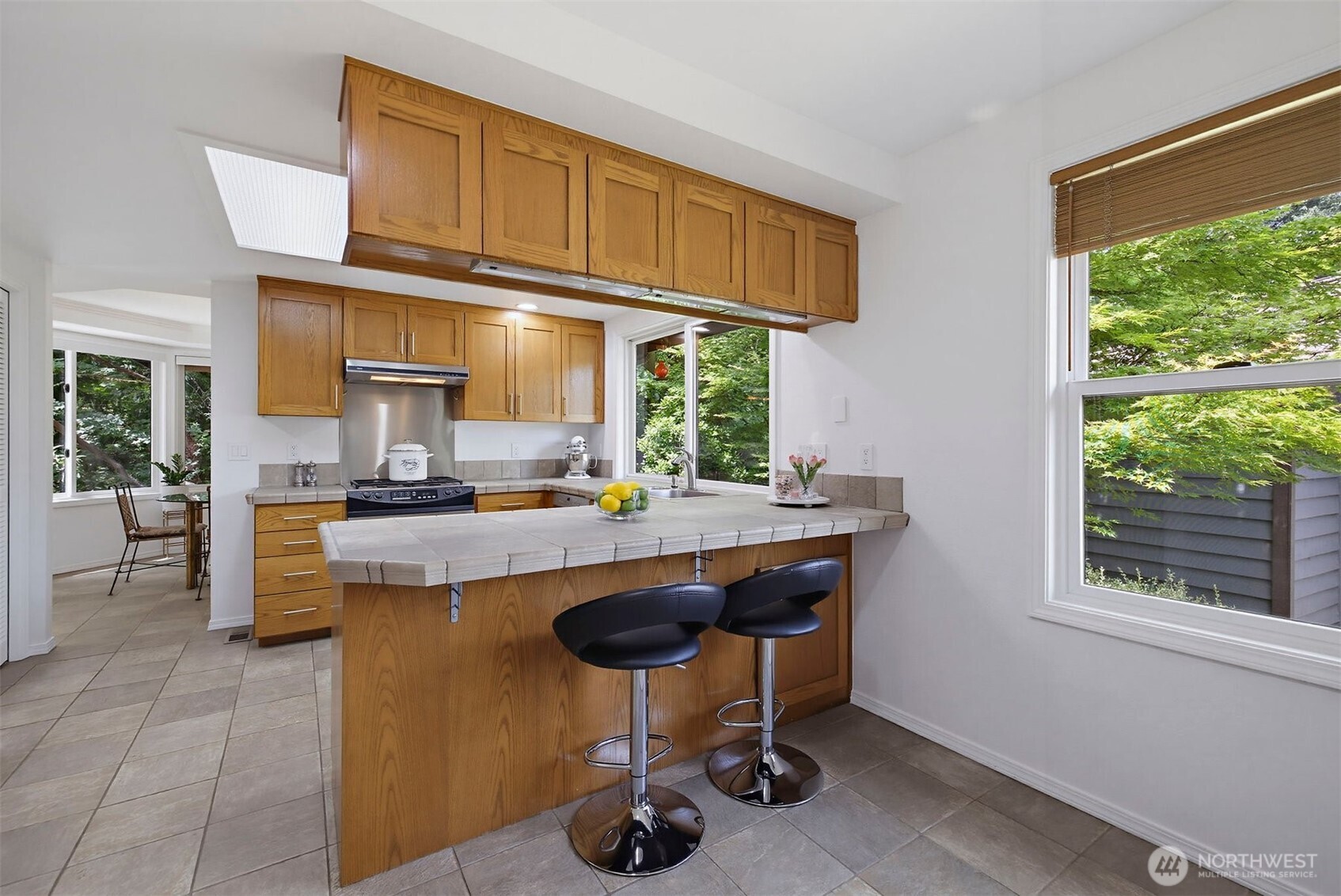 16653 157th Avenue Southeast Renton, WA 98058 - Photo 19 of 38