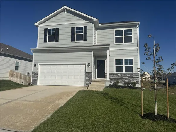 $397,990 | 306 Lake Meadows Drive, Smithville, MO 64089