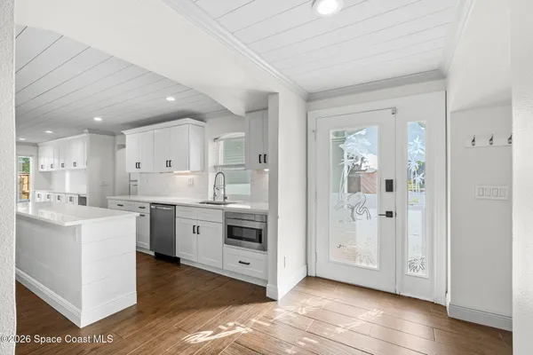 $3,650 | 974 Shannon Avenue, Indialantic, FL 32903