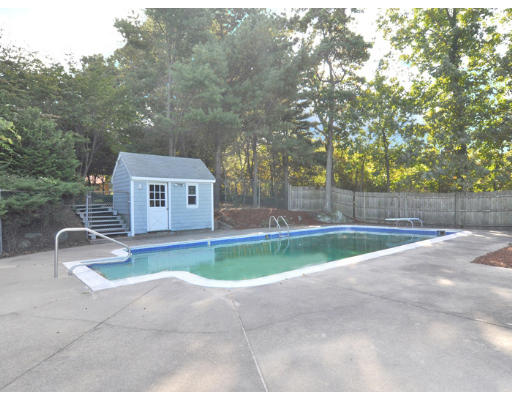 57 Red Gate Road Cumberland, RI 02864 - Photo 6 of 16