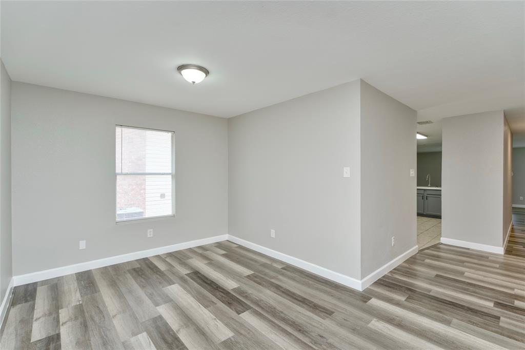 829 Santa Rosa Drive Fort Worth, TX 76052 - Photo 5 of 23