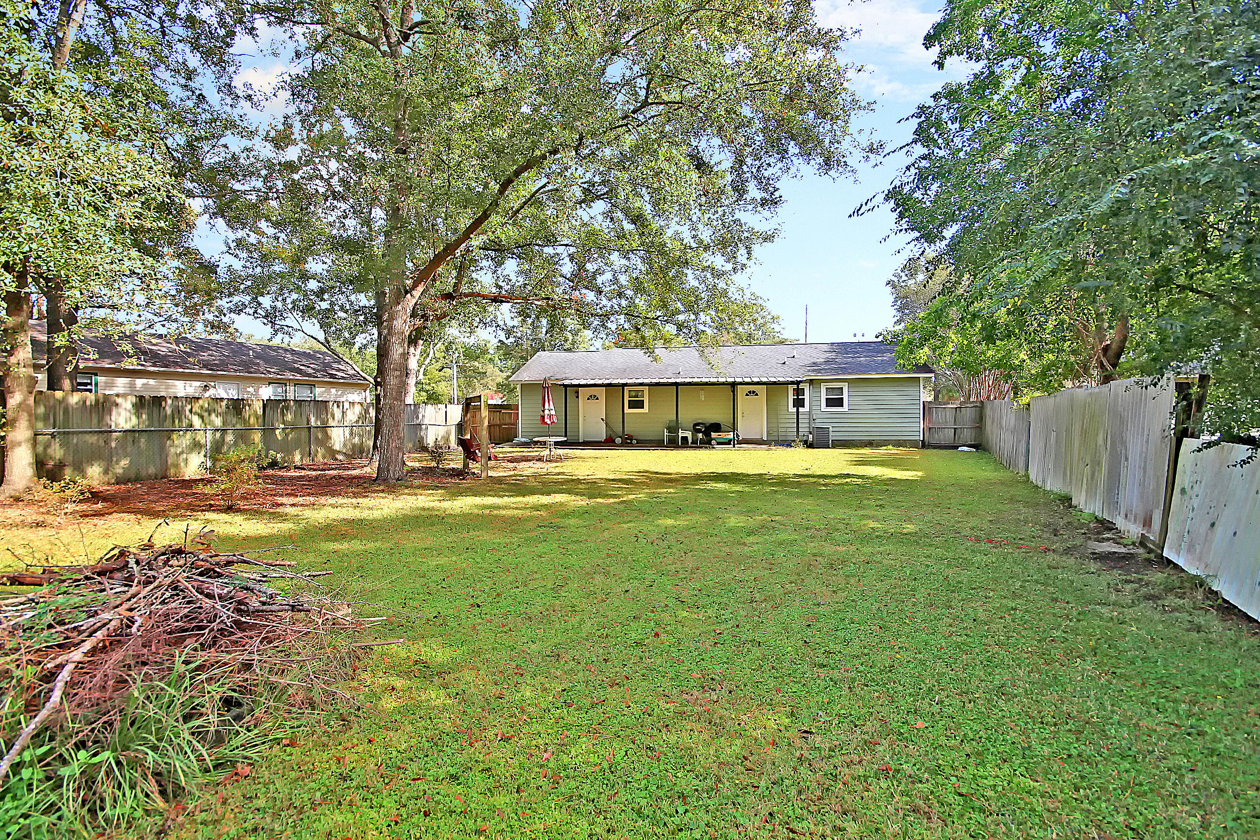 1535 Royle Road Summerville, SC 29486 - Photo 24 of 27 IMG_5541 copy