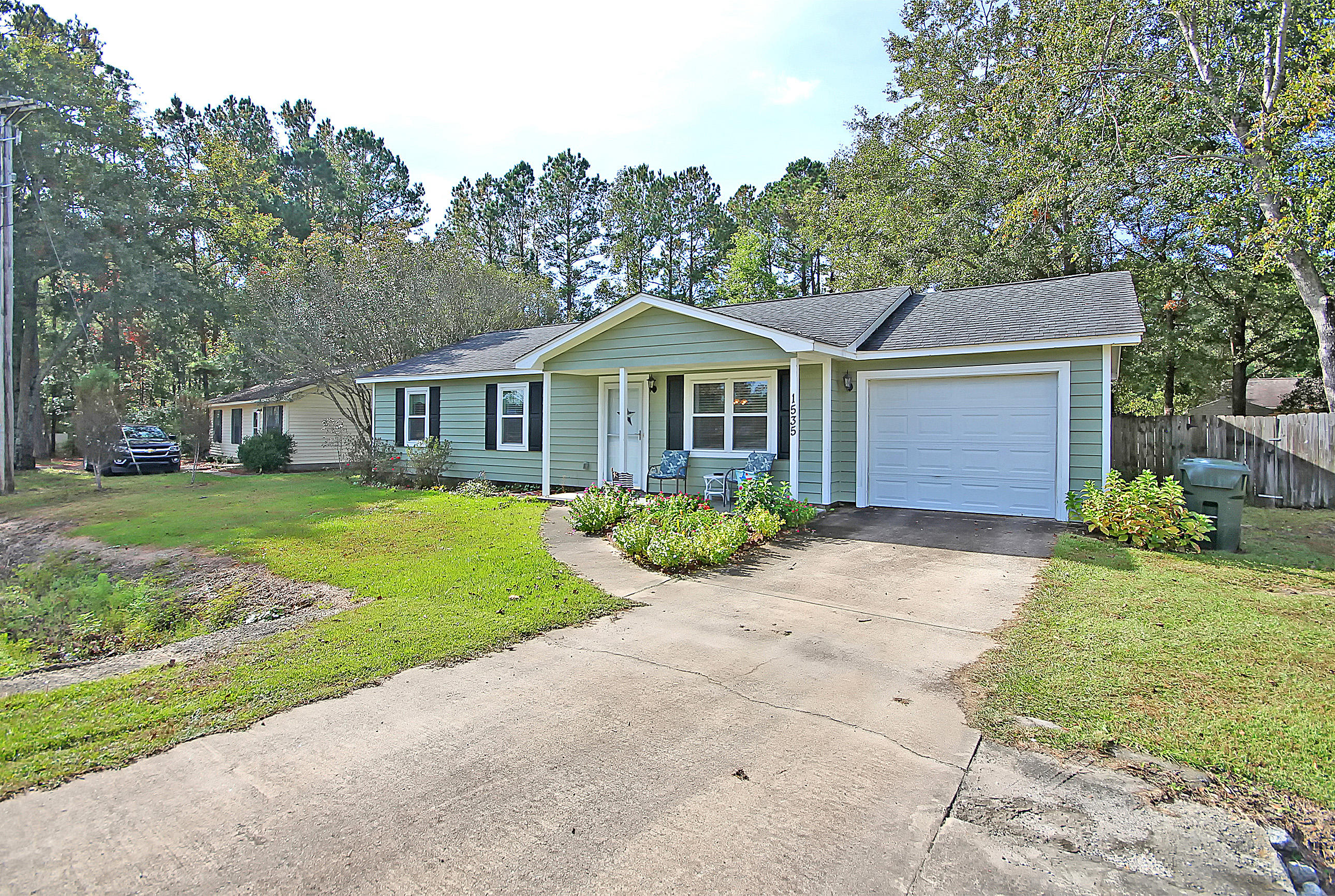 1535 Royle Road Summerville, SC 29486 - Photo 26 of 27 IMG_5561 copy
