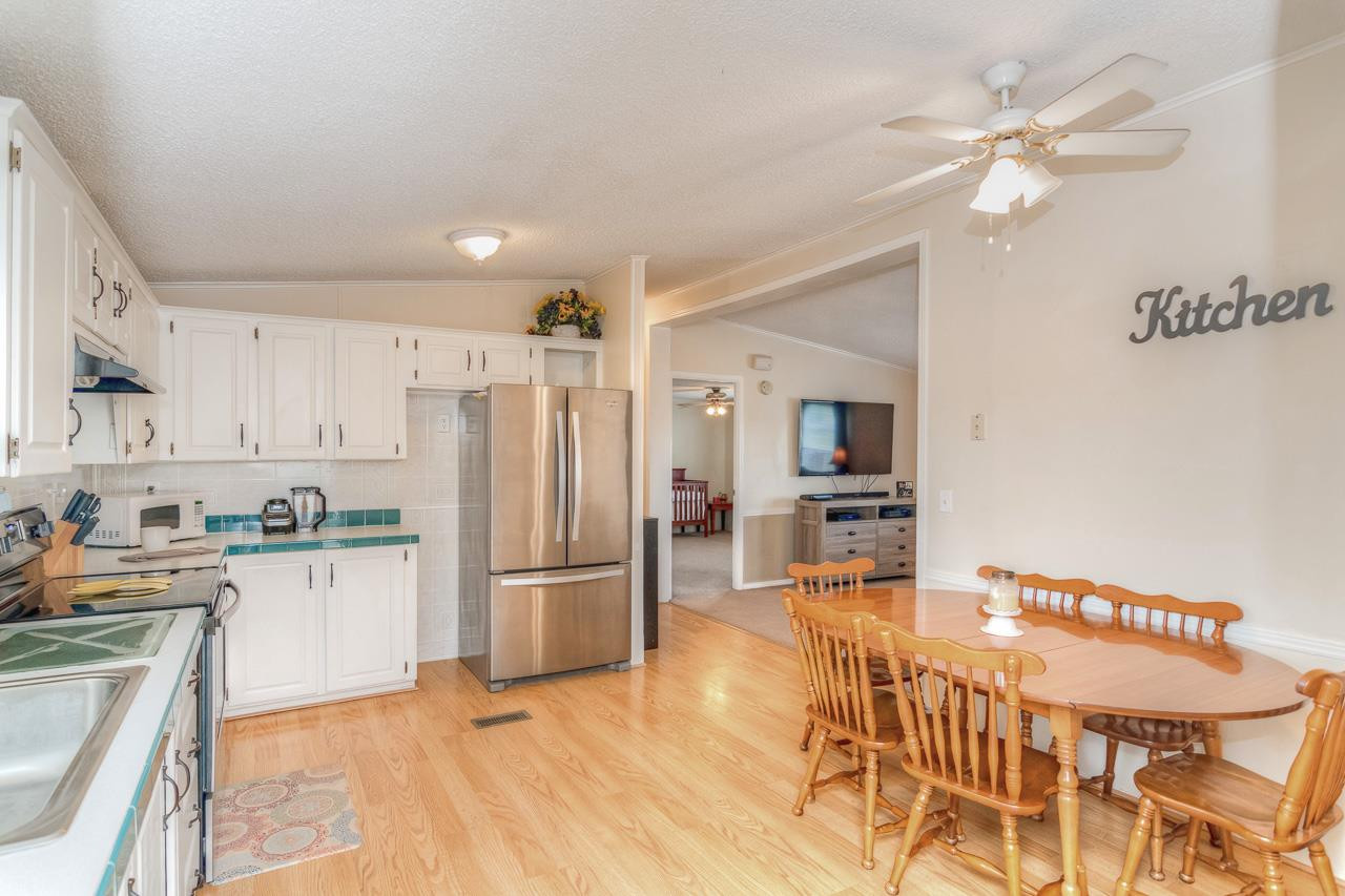 13120 Buffalo Road Clayton, NC 27527 - Photo 9 of 22 Kitchen