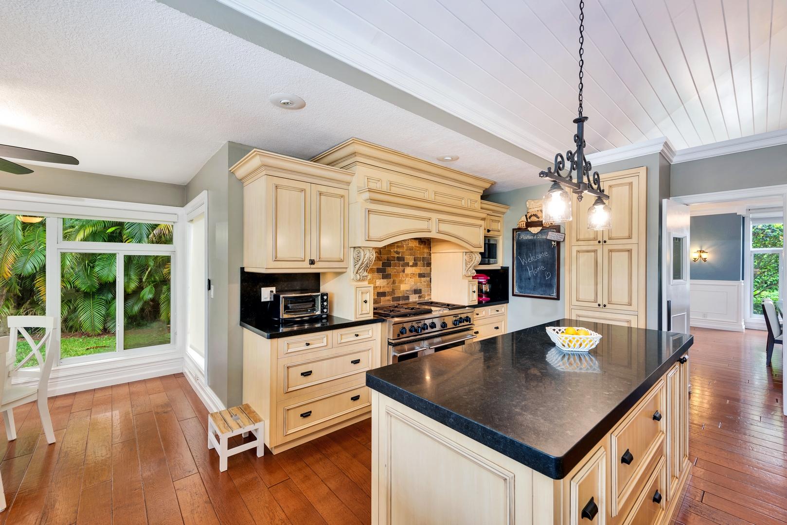 21145 Ormond Court Boca Raton, FL 33433 - Photo 15 of 80 Gas Range
