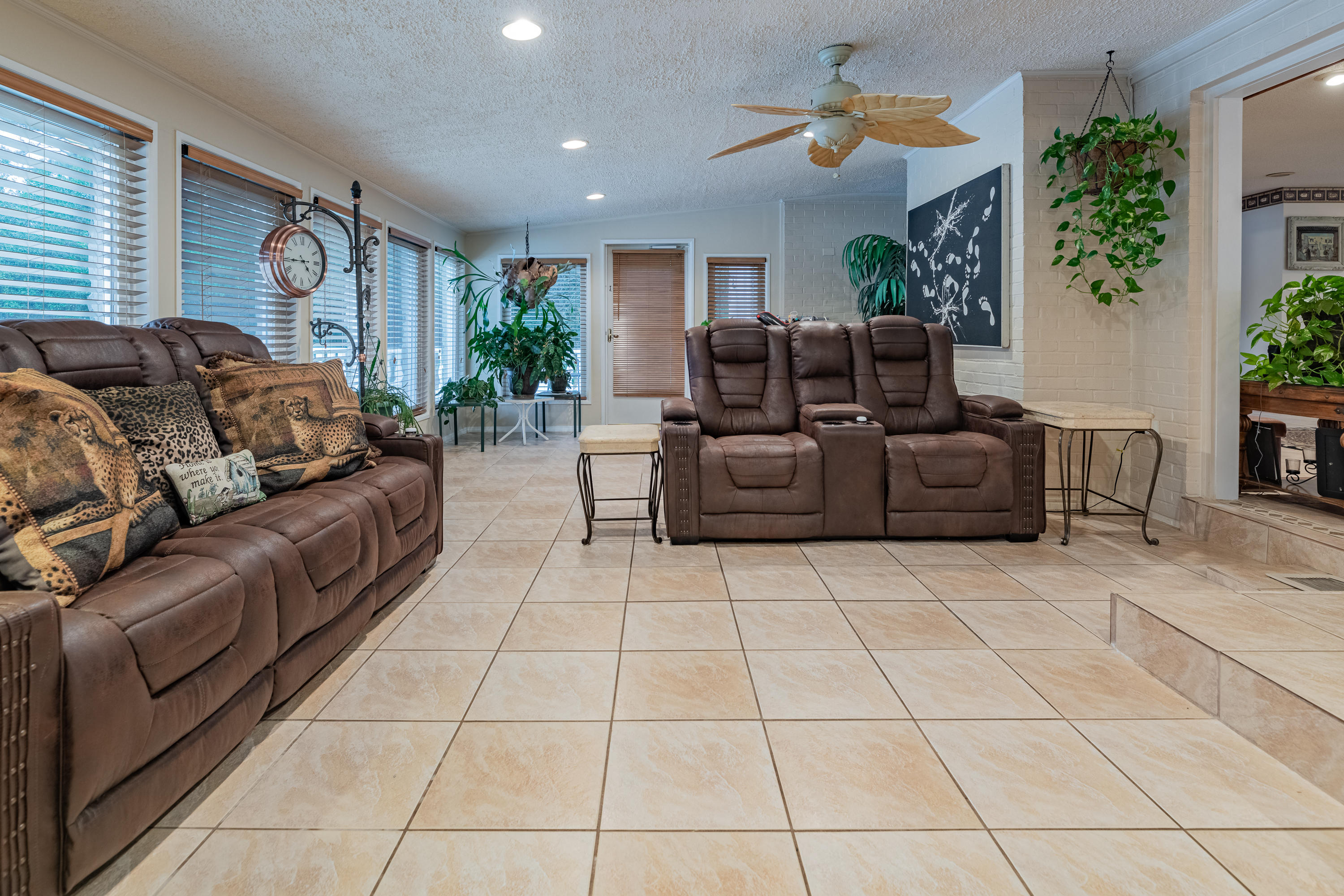 10704 Leeds Gate Road Savannah, GA 31406 - Photo 16 of 35 Carolina Room