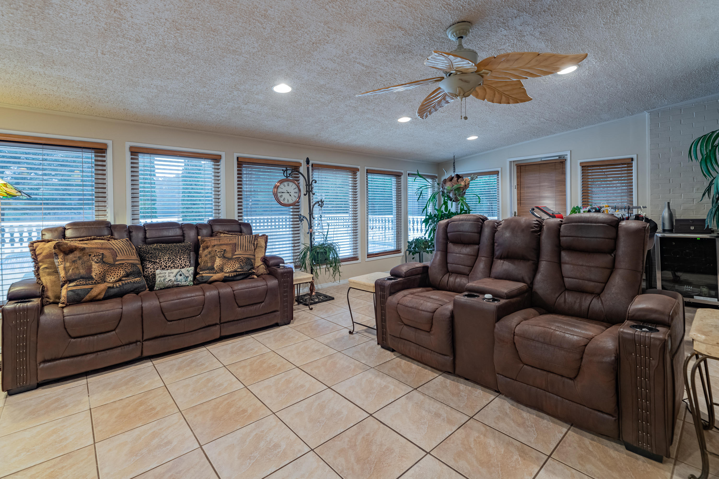 10704 Leeds Gate Road Savannah, GA 31406 - Photo 17 of 35 Carolina Room