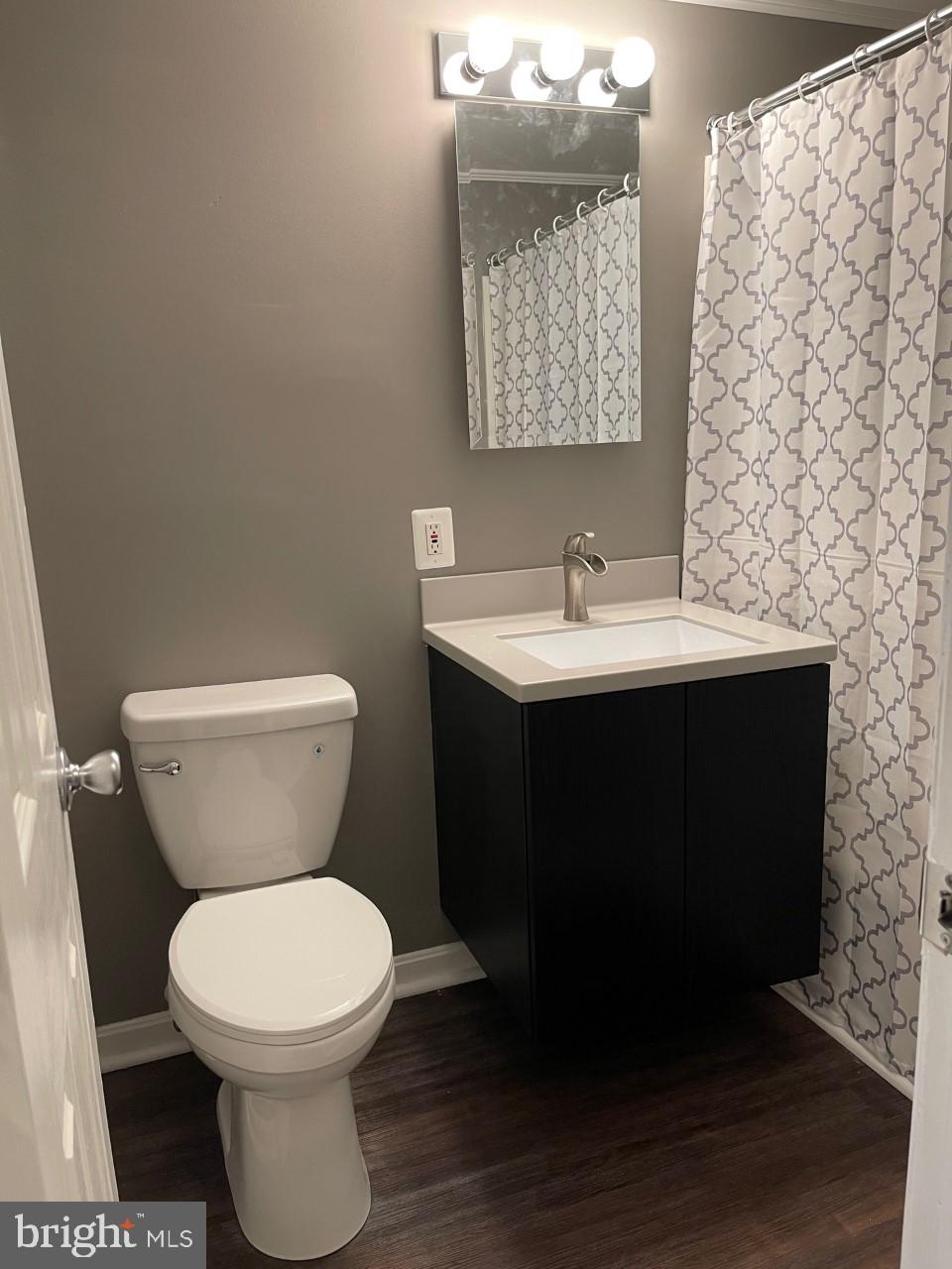 635 Waterloo Road, Unit 212 Warrenton, VA 20186 - Photo 7 of 9 Gallery Image 7