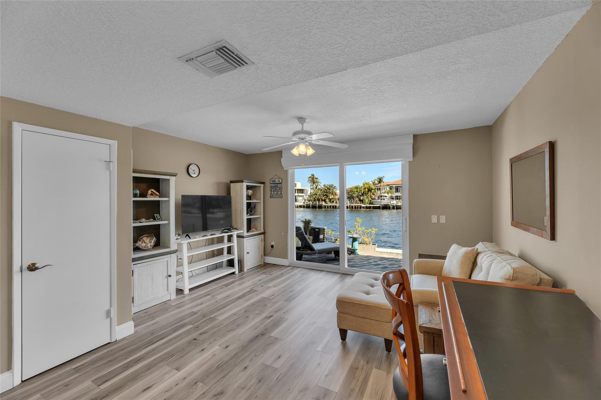 936 Jeffery Street Boca Raton, FL 33487 - Photo 18 of 60 Photo 19