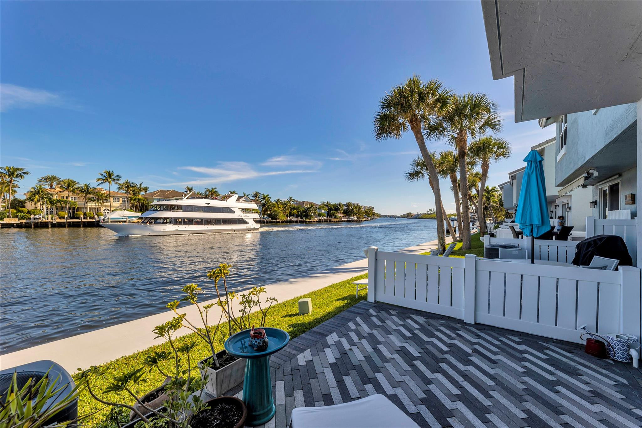 936 Jeffery Street Boca Raton, FL 33487 - Photo 40 of 60 Boat watchers paradise!