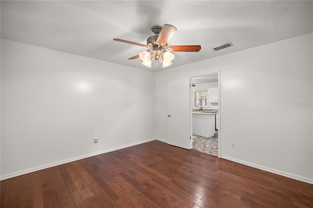 10035 Southwest 91st Terrace Ocala, FL 34481 - Photo 16 of 52