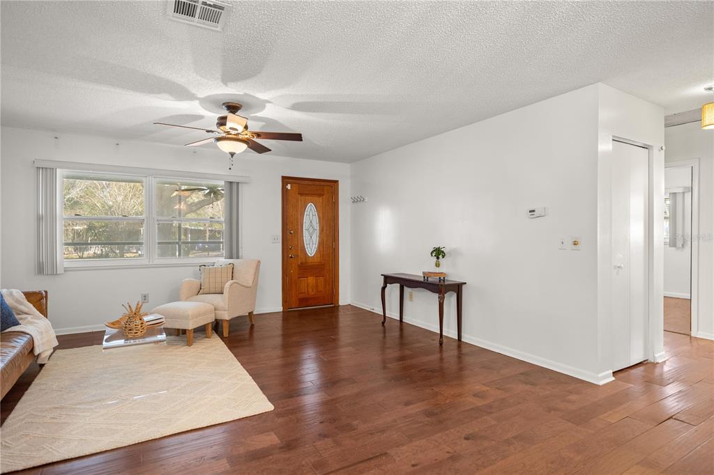 10035 Southwest 91st Terrace Ocala, FL 34481 - Photo 8 of 52