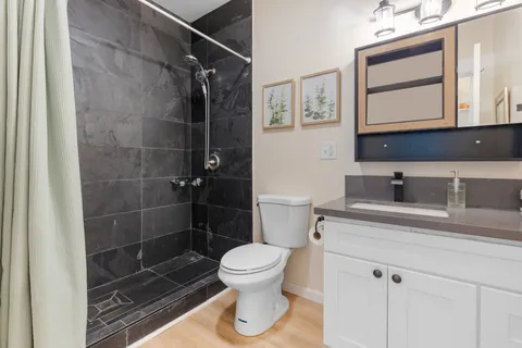 $850,000 | 95-4968 Mamalahoa Highway, Naalehu, HI 96772