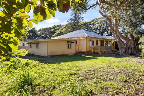 $850,000 | 95-4968 Mamalahoa Highway, Naalehu, HI 96772