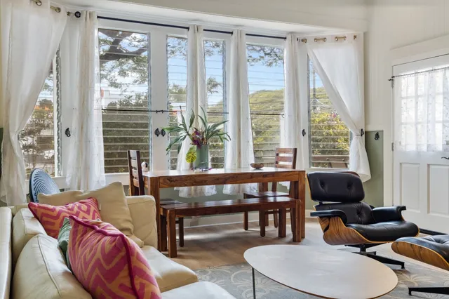 $850,000 | 95-4968 Mamalahoa Highway, Naalehu, HI 96772