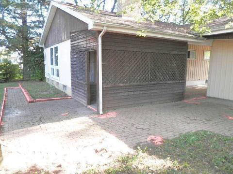 3426 Hammerberg Road Flint, MI 48507 - Photo 8 of 8 20128813-7.JPG